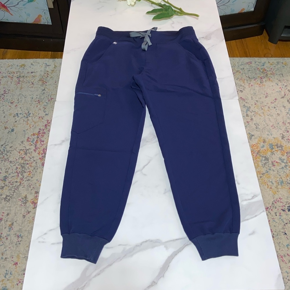 Figs Zamora Jogger Scrub Pant in Navy Blue, Size Small PETITE